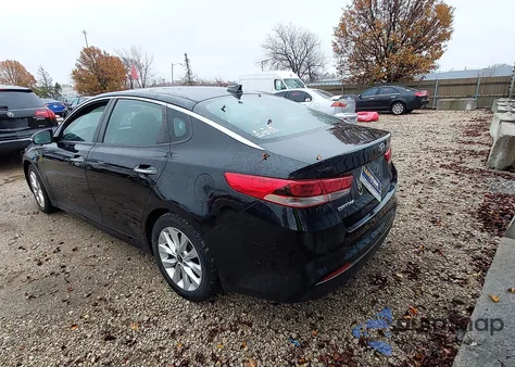 2018 Kia Optima Lx z USA, uszkodzony, nr VIN 5XXGT4L32JG269197